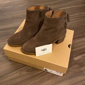 UGG Corinne Suede Leather Boot 7 EUC!